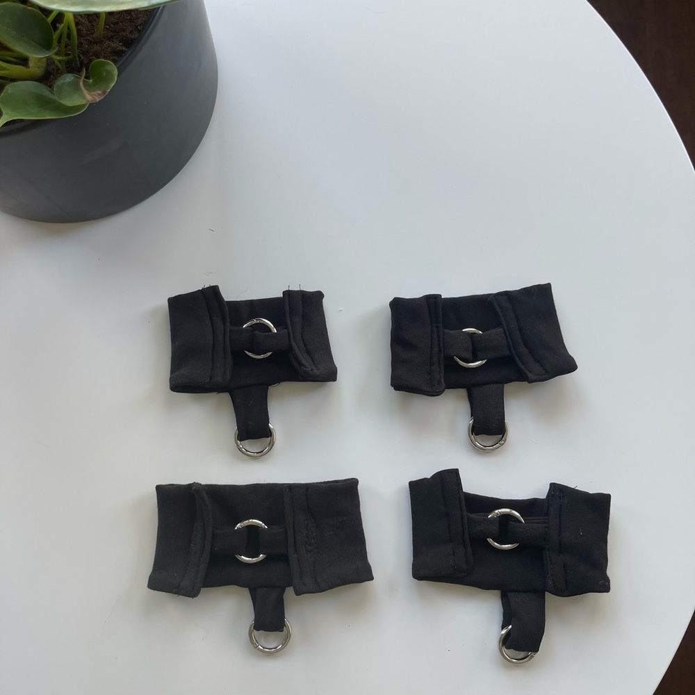 Elegant Black Choker Necklace - Picture 10 of 12